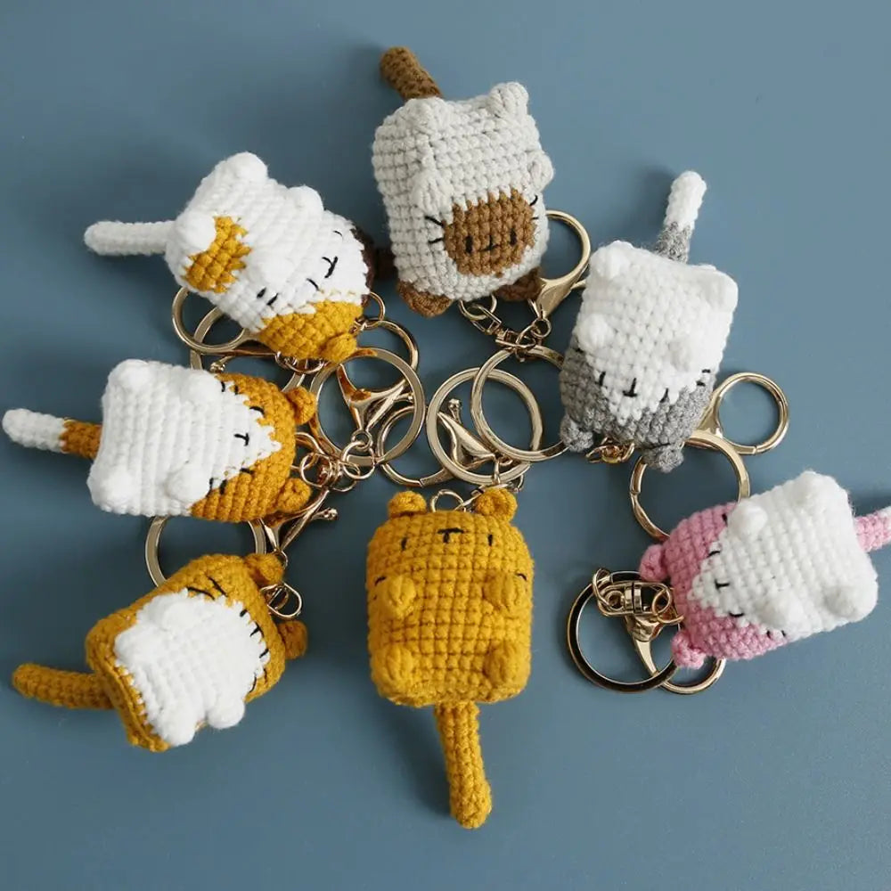 Crochet Exposing Belly Cat Keychain Siamese Cat Calico Cat Cute Cat Keyring Cartoon Exquisite Cute Animal Pendant Bag Hanging