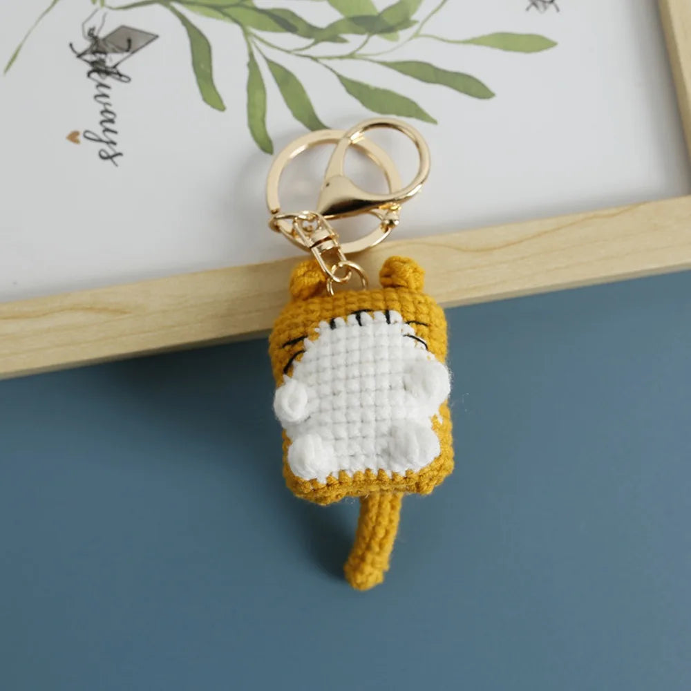 Crochet Exposing Belly Cat Keychain Siamese Cat Calico Cat Cute Cat Keyring Cartoon Exquisite Cute Animal Pendant Bag Hanging